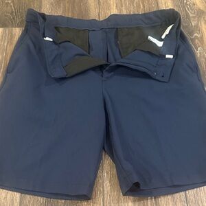 Men's Navy Blue Shorts size 34 Cool 18 Pro